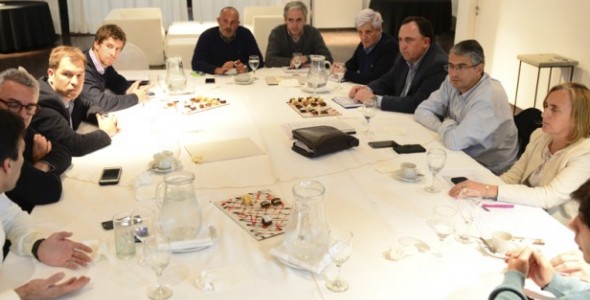 Massa e intendentes del FR se reunieron en San Fernando por el Presupuesto 2017