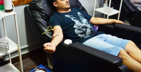 El Hospital Houssay recibe cada vez más donantes de sangre voluntarios