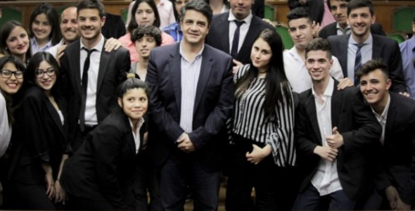 Jorge Macri participó en un nuevo plenario del Parlamento de la Juventud