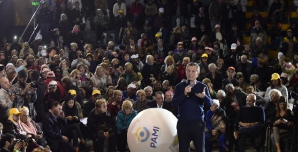 MAURICIO MACRI Y  CASSINOTTI INAUGURARON LOS JUEGOS DE LAS PERSONAS MAYORES