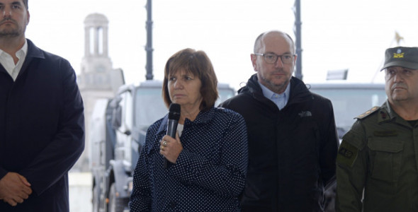 Bullrich presentó la entrega de sensores móviles del Sistema de Vigilancia Integrada de Fronteras