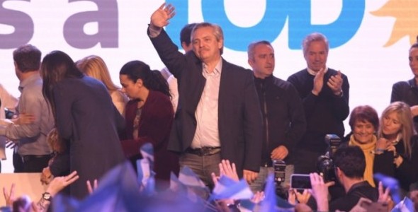 PASO 2019: Fernández derrotó de manera contundente a Macri