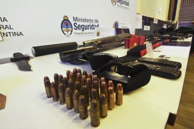 Desbaratan una banda acusada de robar en domicilios y comercios