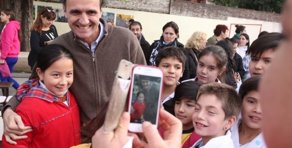 Katopodis inauguró dos aulas en la escuela primaria Nº 23, de San Martín 