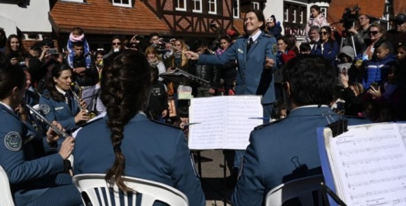 La Banda de Música del Servicio Penitenciario Bonaerense sorprendió en la República de los Niños