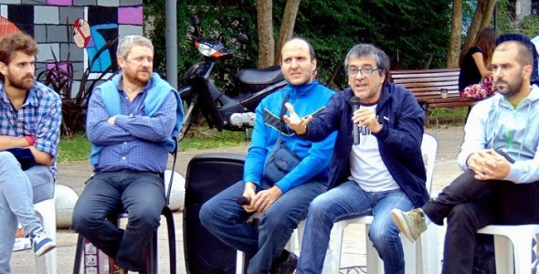 Asamblea FpV de vecinos junto al economista Alejandro Barrios en Olivos