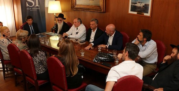 SAN ISIDRO FIRMÓ UN CONVENIO CON EL BEIT JABAD ZONA NORTE