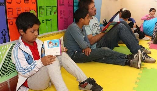 NUEVA BIBLIOTECA EN EL CENTRO DE APOYO ESCOLAR GRATUITO DE BOULOGNE