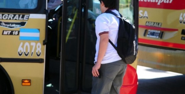 Los estudiantes viajan más barato con el Boleto Universitario