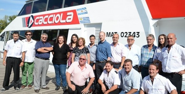 Con una nueva embarcación, se regularizó la frecuencia del trayecto Tigre-Carmelo