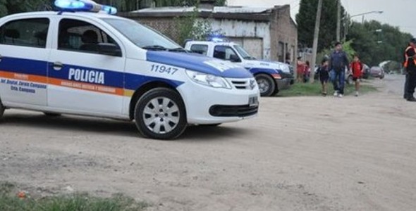 Hallan un cadáver al costado de la ruta en Pilar