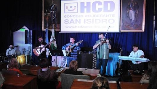 NOCHE DE CLÁSICOS DEL  FOLKLORE EN SAN ISIDRO