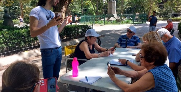 ABC Digital, el programa para que las personas mayores naveguen en línea sin riesgos