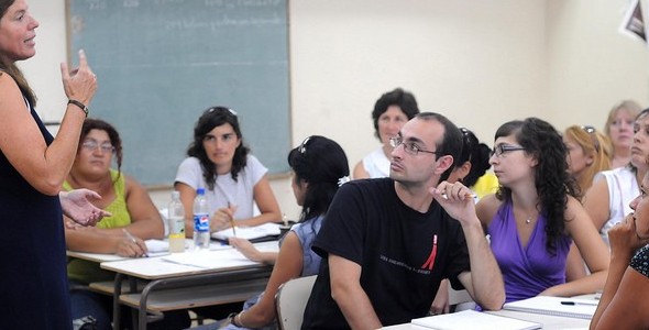 Convocan para cubrir cargos de capacitadores docentes en Buenos Aires