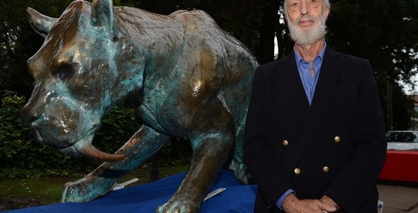Presentaron “El Guardián de la Torre”, la escultura protectora de la Torre de Baires