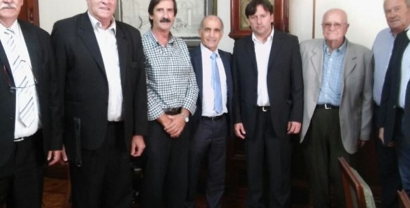 El RECLAMO DE LAS TARIFAS SOCIALES LLEGO A LA GOBERNACION 