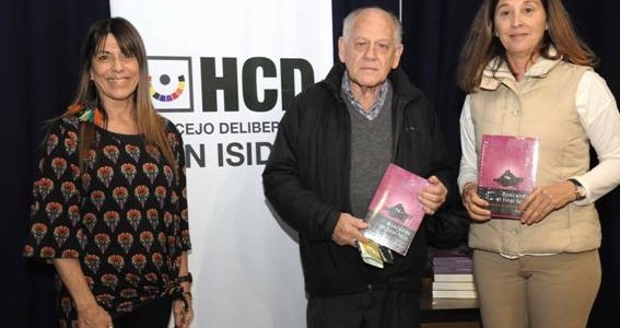 ANA GUILLOT ANALIZÓ LOS  SIGNIFICADOS DE LOS  CUENTOS INFANTILES