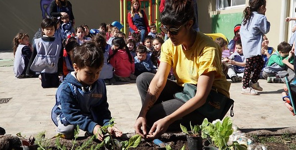 SAN ISIDRO SUMA HUERTAS ORGÁNICAS EN LOS JARDINES DE INFANTES MUNICIPALES