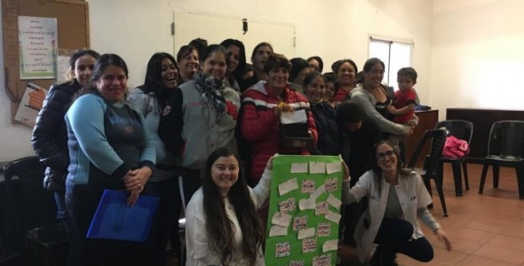 San Fernando dictó un Taller de Crianza para el grupo de madres de la Capilla Nuestra Sra. de Mail�