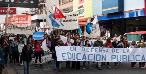 Marcha de centros de estudiantes en Morón