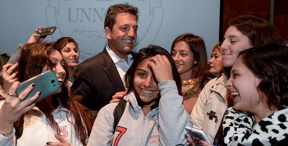 Massa: La igualdad de oportunidades sólo se logra a través de la educación