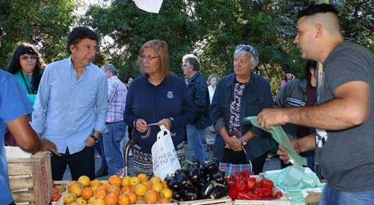 CON BUENOS PRECIOS, EL MERCADO EN TU BARRIO PASÓ POR VILLA ADELINA