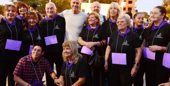 San Fernando cerró el Mes de la Mujer con un evento en la Plaza del Bicentenario