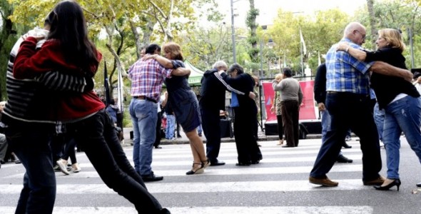 Se realizó en San Fernando una Milonga a Cielo Abierto