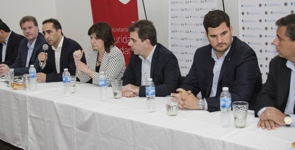 Tagliaferro, Bullrich y Ritondo anunciaron la llegada de las fuerzas federales a Morón