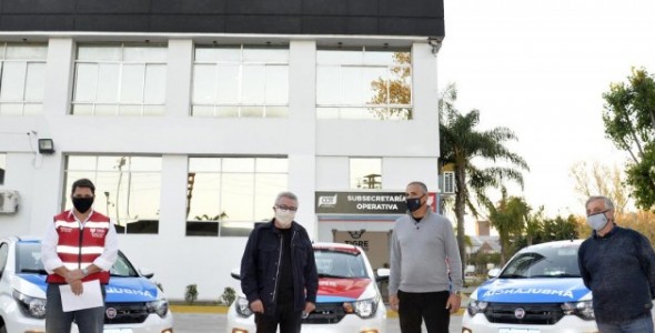 Julio Zamora presentó nuevos móviles para el sistema de salud de Tigre