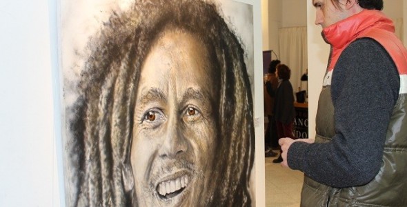 Javier de Aubeyzon expone sus pinturas en el Concejo Deliberante de Vicente López