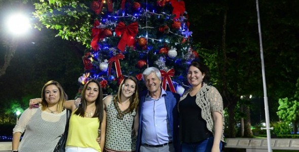 San Fernando se viste para recibir las Fiestas