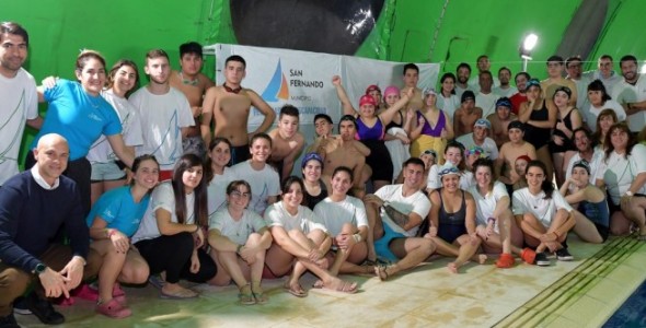 San Fernando realizó un torneo de Natación Inclusivo en el Poli N° 8