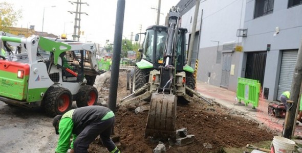 Avanza la renovación del centro comercial de la Avenida Sobremonte