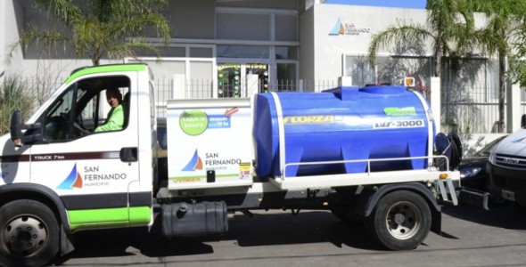 Municipalidad limpia los tanques de agua de las UDI, CEIM y el Taller Protegido