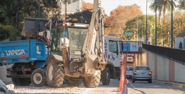 EL MUNICIPIO COMENZÓ CON LAS OBRAS DE RENOVACIÓN DEL TÚNEL DE ROQUE SÁENZ PEÑA