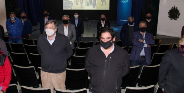 LA INDUSTRIA DEL TURF SE REUNIÓ EN SAN ISIDRO