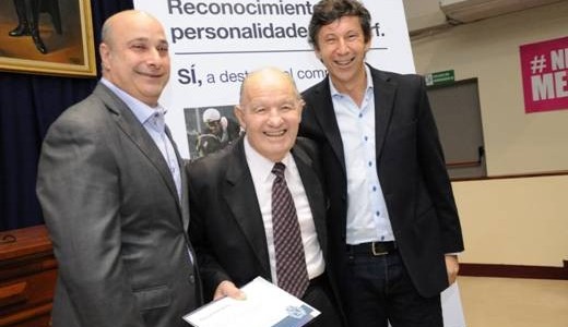 DISTINGUIERON A DESTACADAS  PERSONALIDADES DEL TURF DE  SAN ISIDRO