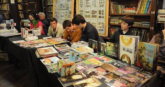 SE VIENE UN GRAN CIERRE EN  SAN ISIDRO DEL CICLO  LITERARIO CRUZANDO VEREDAS 