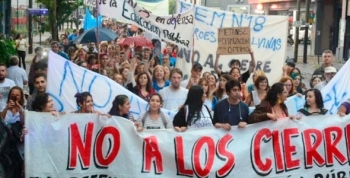 CARAVANA Y CORTE CONTRA EL CIERRE DE BACHILLERATOS DE ADULTOS 