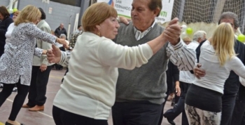 La Tercera Edad de San Fernando gozó de un nuevo baile masivo