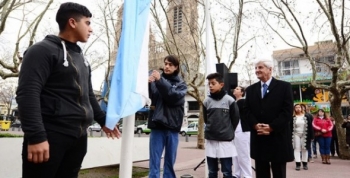 Luis Andreotti celebró el 201° aniversario del Día de la Independencia en San Fernando