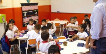 Jorge Macri presentó el programa de Ayuda Escolar para estudiantes