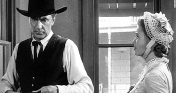 CON A LA HORA SEÑALADA  CONTINÚA EL CICLO DE CINE DEL HCD DE SAN ISIDRO