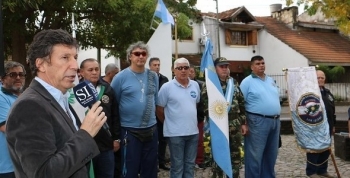 SAN ISIDRO HOMENAJEÓ A LOS CAÍDOS EN EL CRUCERO GENERAL BELGRANO