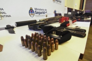 Desbaratan una banda acusada de robar en domicilios y comercios