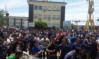Tensión en Astilleros, asambleas y marcha para el lunes