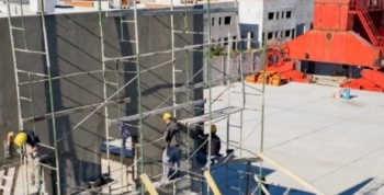 Avanza la construcción del nuevo Polideportivo Isla Maciel