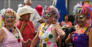 Gran baile de Tercera Edad en el Polideportivo N° 1 de San Fernando