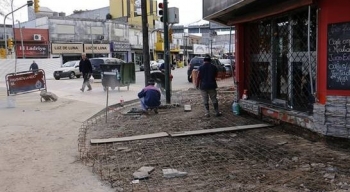 ACCESO A BOULOGNE: MODERNIZAN LA PLAZOLETA DE BULNES Y AV. AVELINO ROLÓN